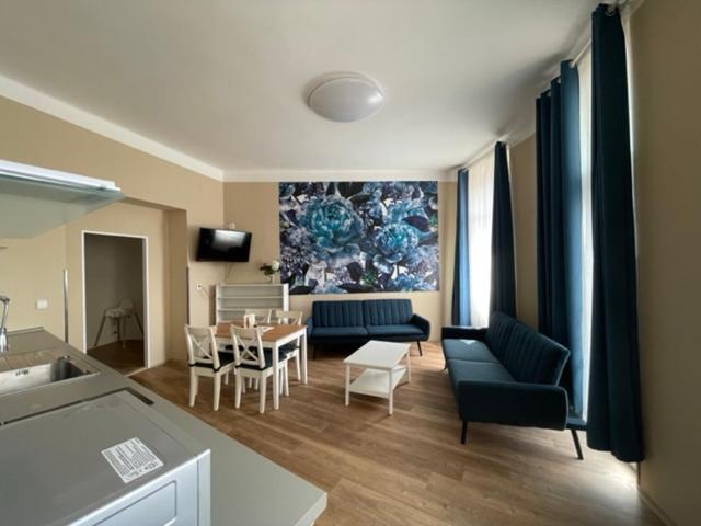 Apartman Galerie Дечин Екстериор снимка